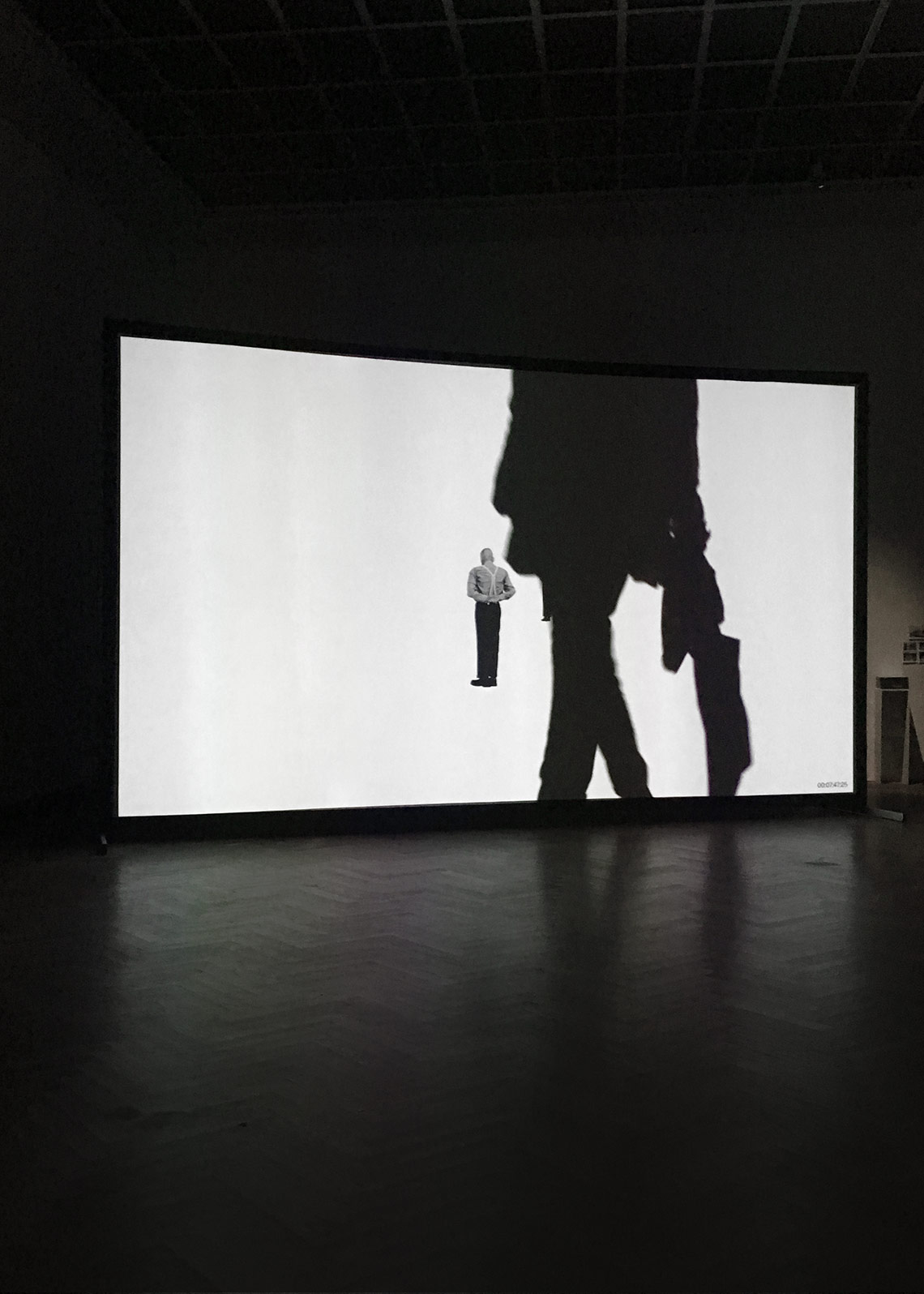 Esther Hunziker «Hall», Videoinstallation 2017, Kunsthalle Basel