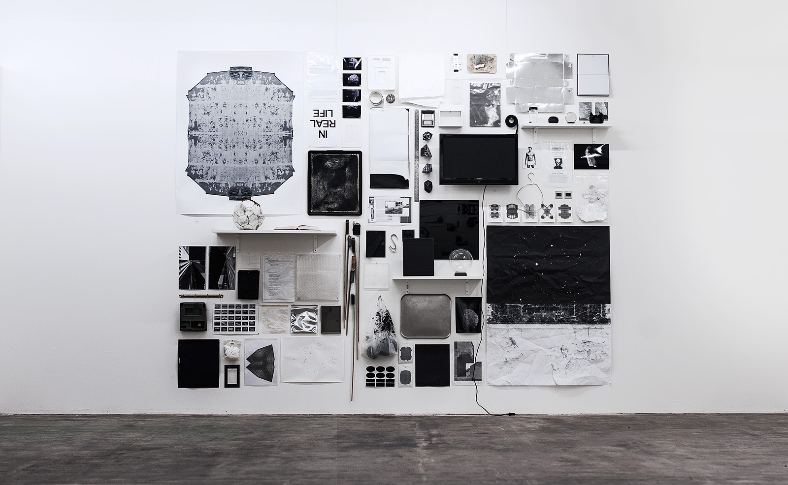 Esther Hunziker – Things, Installation, 2013